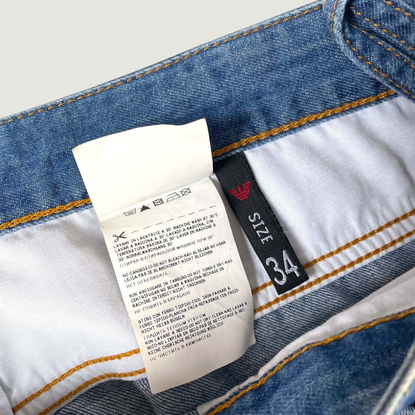 Armani Vintage Jeans (L)