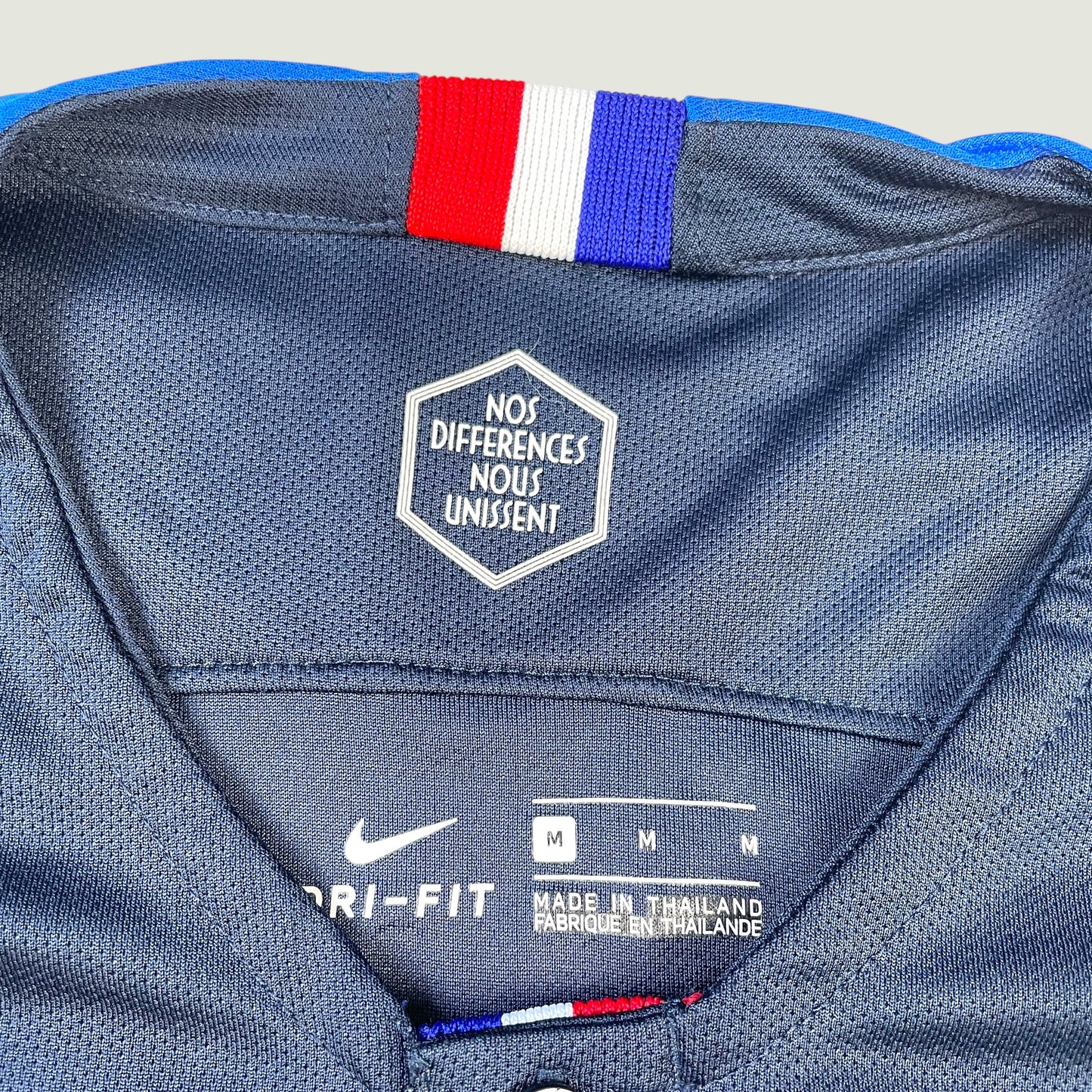 Nike Vintage Frauen Paris Trikot (Xs)