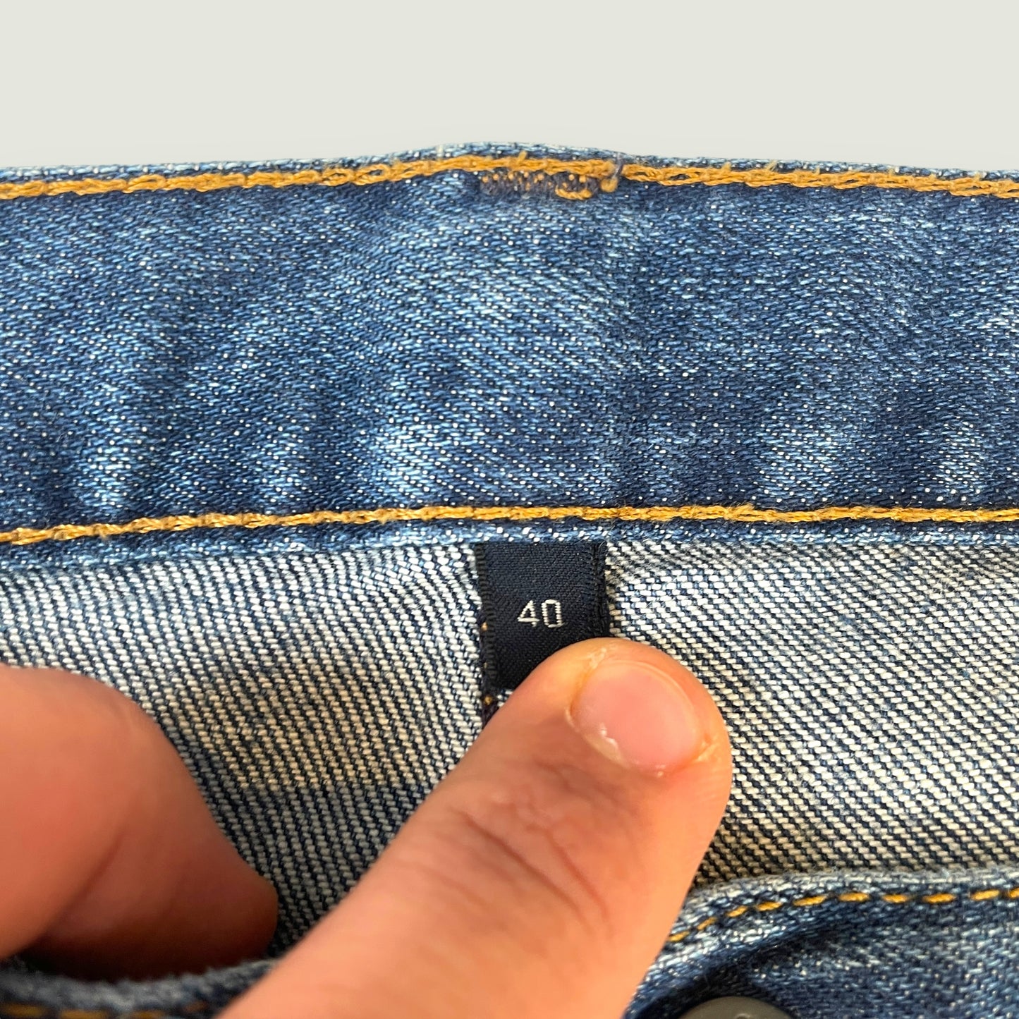Armani Vintage Jeans (Xl)