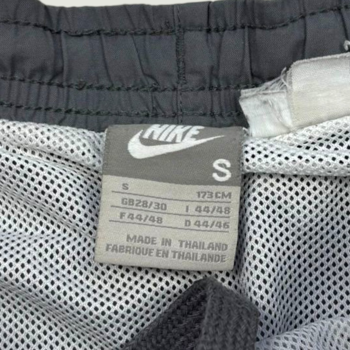 Nike Vintage Shorts (S)