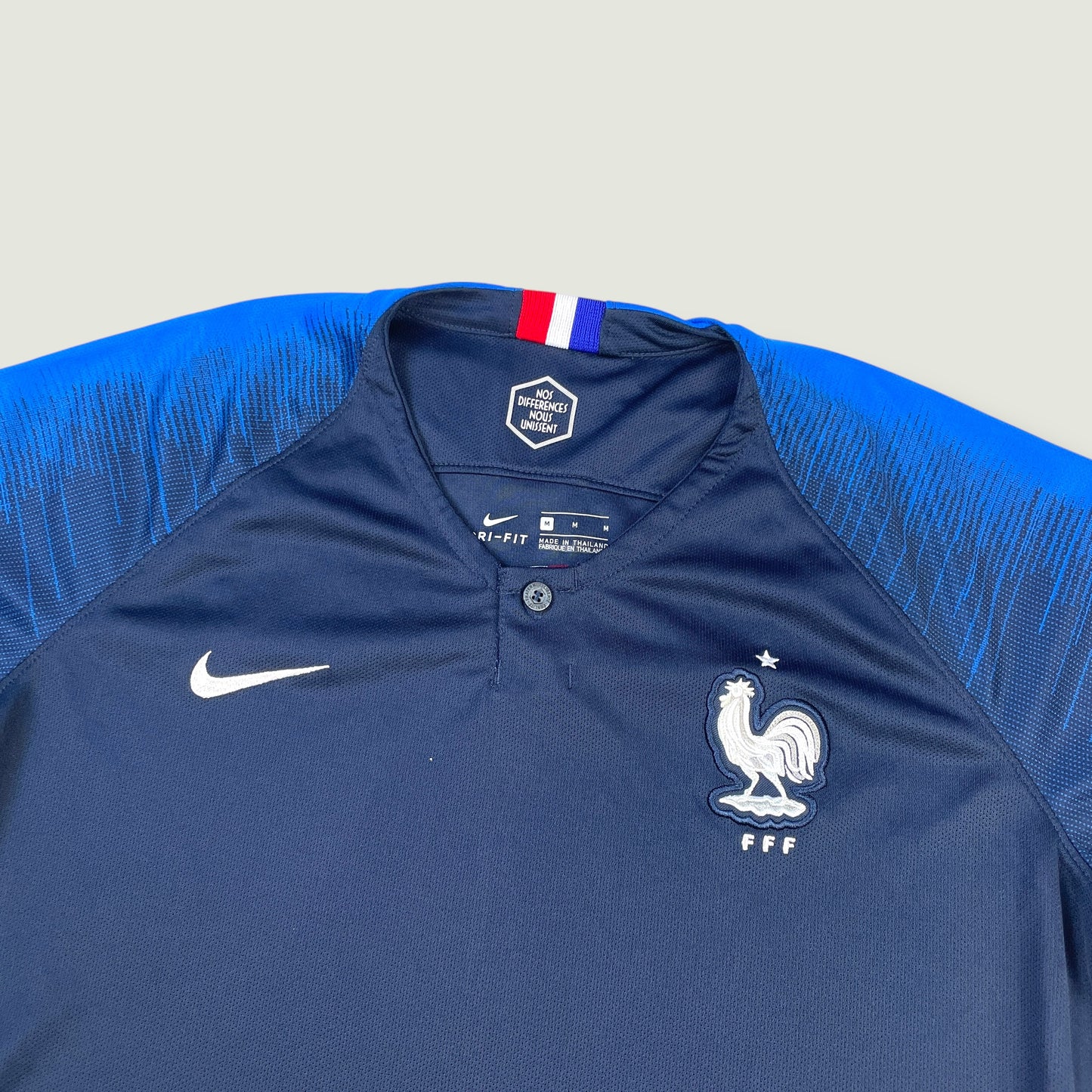 Nike Vintage Frauen Paris Trikot (Xs)