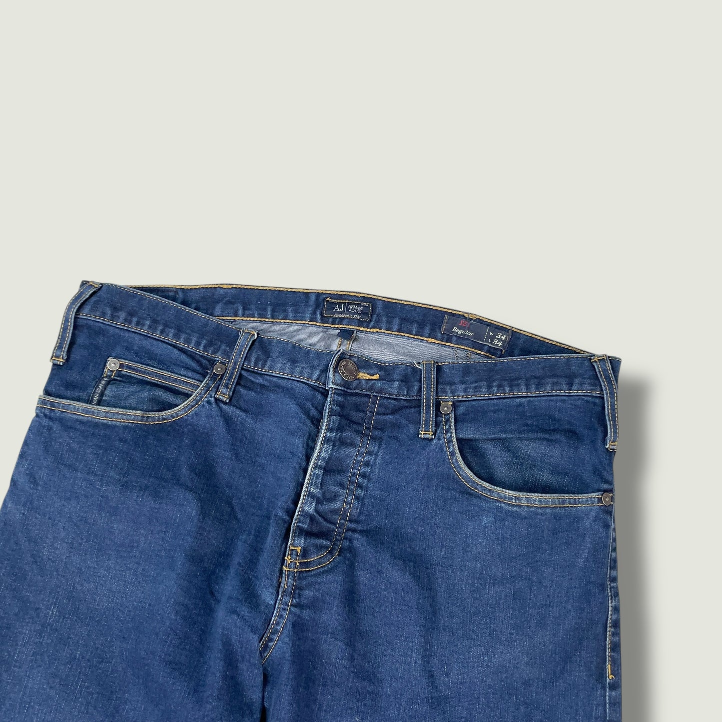 Armani Vintage Jeans (M)