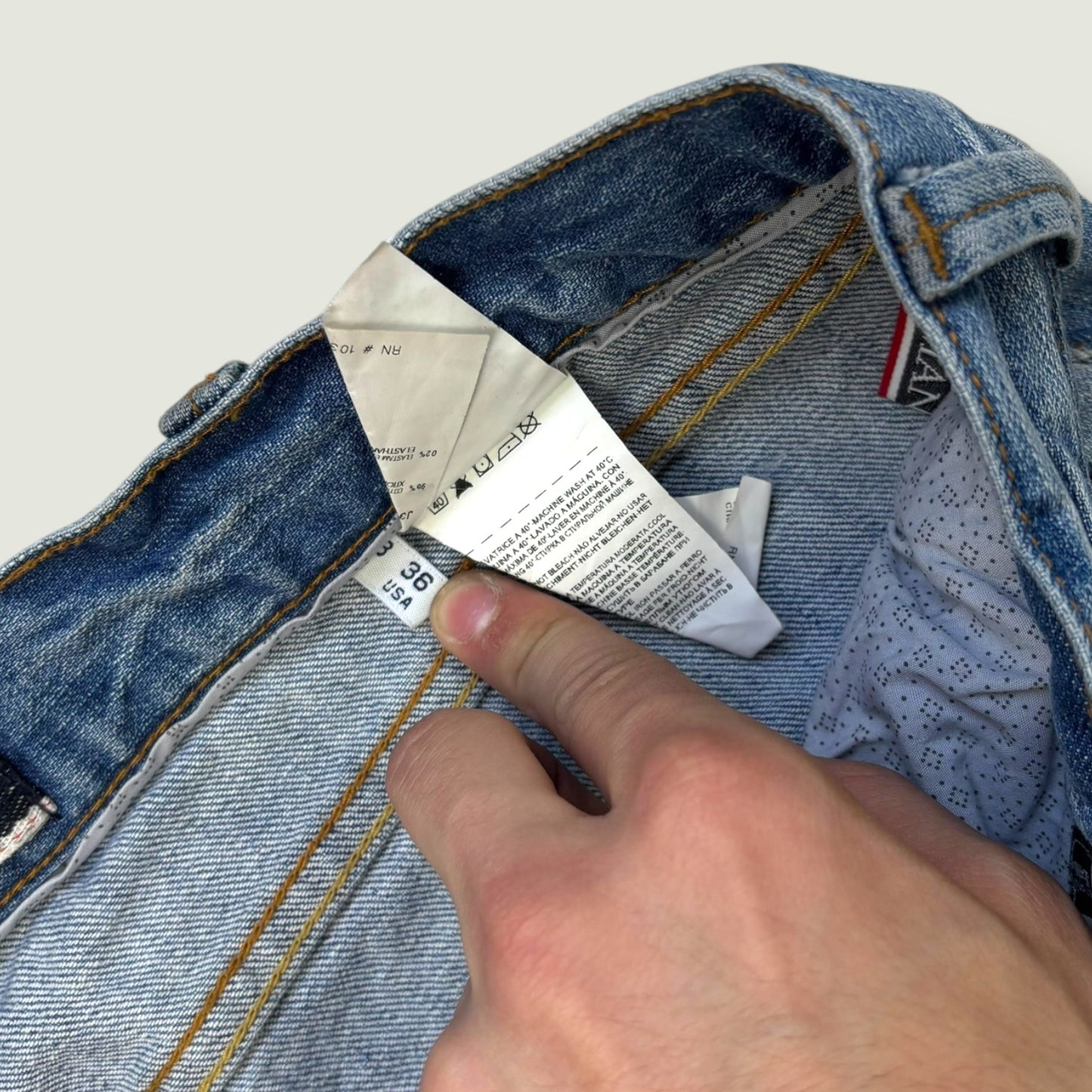 Armani Vintage Jeans (Xl)