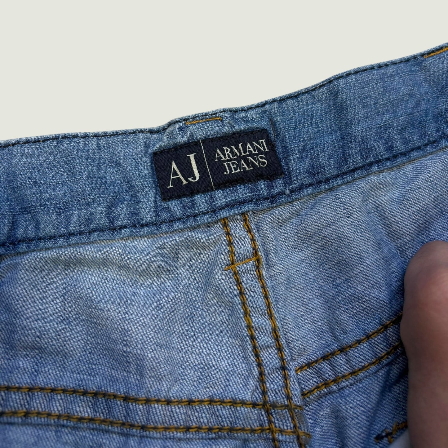 Armani Vintage Jeans (M)