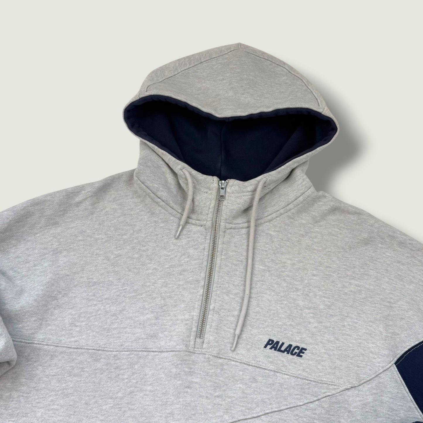 Palace Hoodie (M)