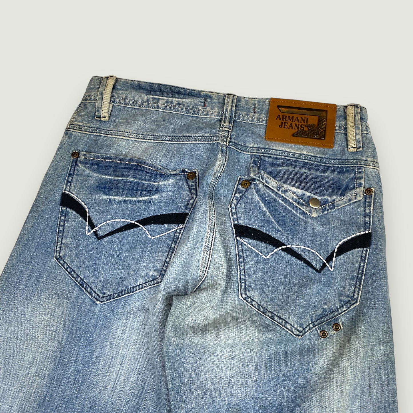 Armani Vintage Jeans (M)