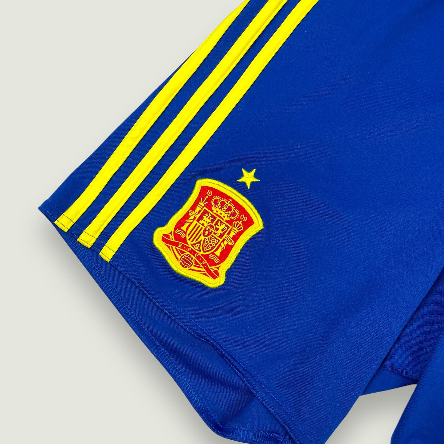 Adidas Vintage Spanien Shorts (S)